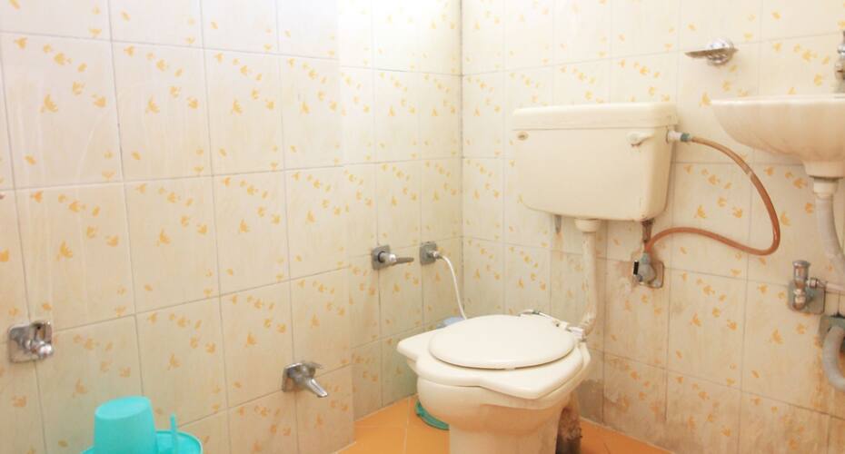 Hotel Visamo, Ahmedabad 4